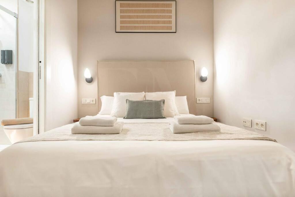 Eclectic & Elegant Apartment By Rems Malaga Exterior photo