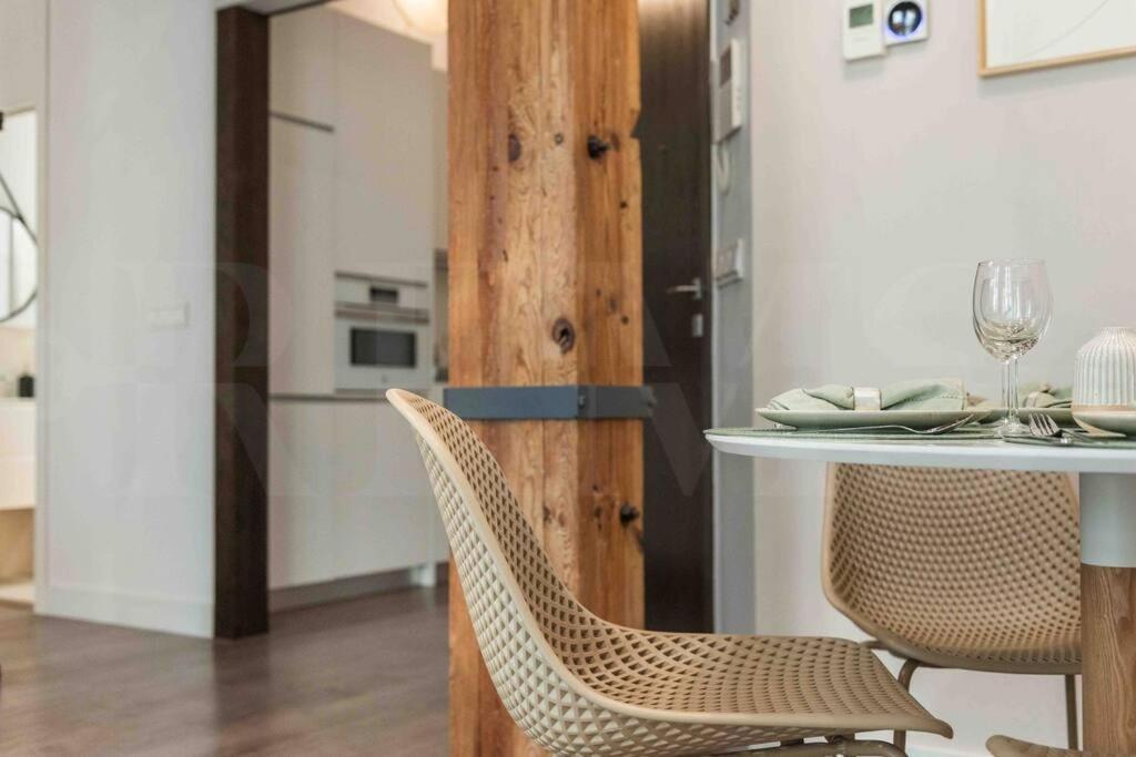 Eclectic & Elegant Apartment By Rems Malaga Exterior photo